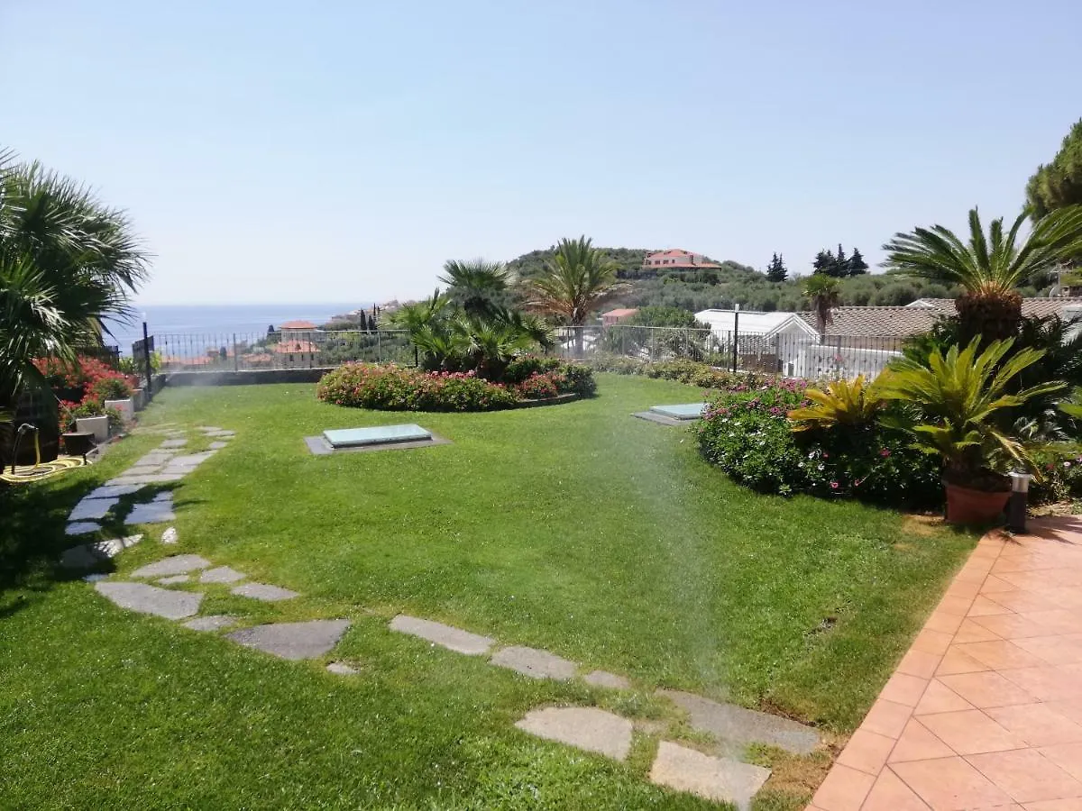 Chez Elle Apartment Imperia